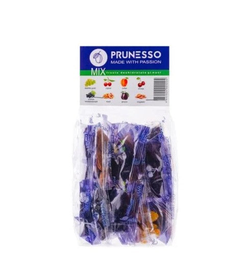 Mix of dried fruits and nuts in individual package 200g